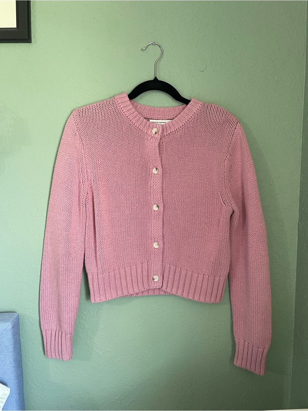 Moon & Madison Crewneck Button Fisherman Knit Chunky Cardigan Size S in Pink